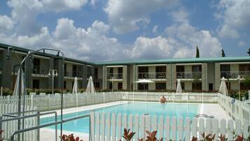Appartamento | Piscina | Piscina all'aperto