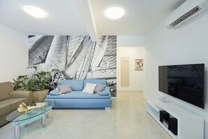 Imagen sin descripción, 2 de 32, botón