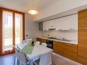House | Private kitchen