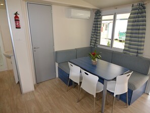 活动屋 | 用餐