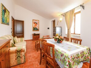 Dining - Cozy Cottage in Pupaggi With Swimming Pool (Sellano)