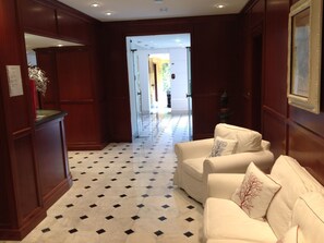 Reception - Modern and Stylish Studio in a Lovely 19th-century Villa (Sanremo)