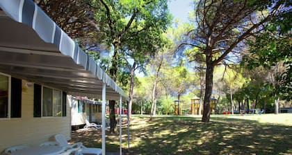 Chalet With Nice Terrace Near the sea