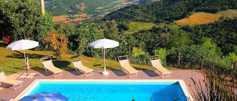 Villa | Pool | Indoor pool, outdoor pool