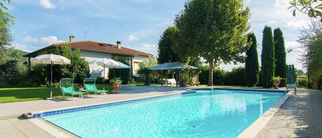 Casa | Alberca | Alberca al aire libre