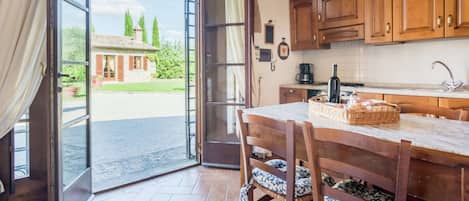 Maison | Cuisine privée | Chaise haute