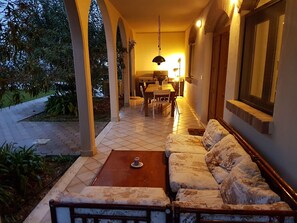 Balcony - Spacious Holiday Home in Pescara With Swimming Pool (Pescara)