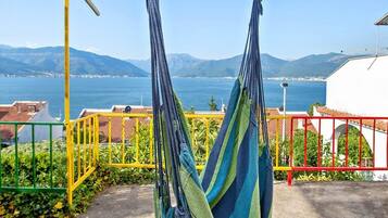 Comfort House | Terrace/patio