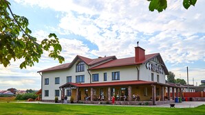 Front of property - Falvarak KUPALA (Sienica)