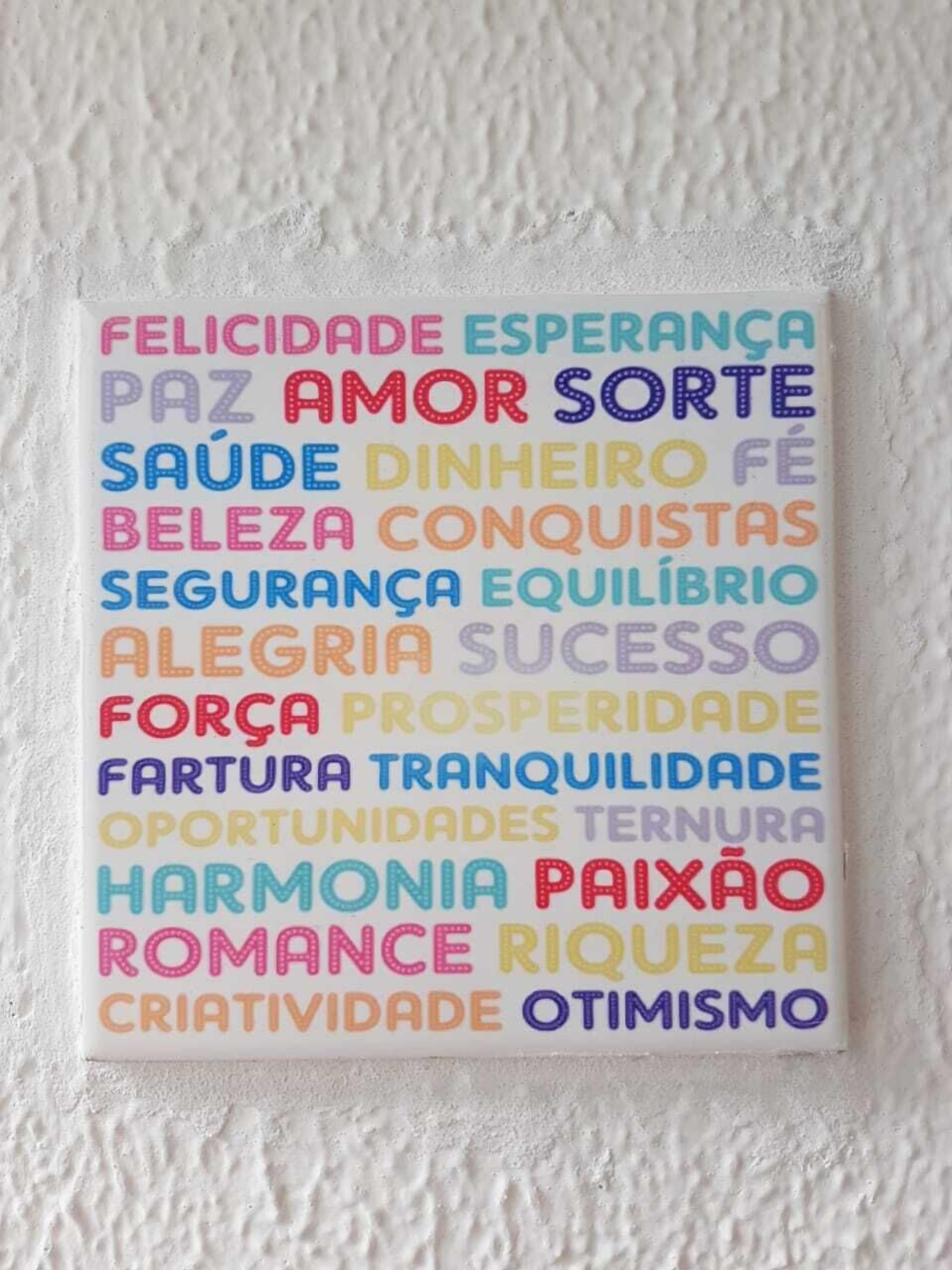 Triple room with private bathroom, Wi-Fi, air and TV.