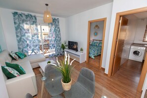 Televisie en een open haard