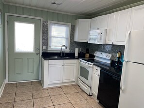 Fridge, microwave, oven, stovetop - Short walk to Beach, 2 Bedroom/1 Bath Quad 3 (up) w/pool access near Main St (North Myrtle Beach)