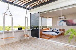 Iron/ironing board, Internet, bed sheets - Rooftop Suite with Private Pool and Jungle View (Tulum)