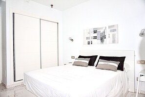 2 soverom, strykejern/-brett, wi-fi og sengetøy