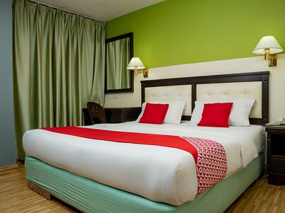 OYO 90055 Mansion Inn