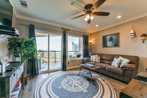 TV - Get A Wave From It All - Enjoy up to 35% off high season rates for a limited time! (Galveston)