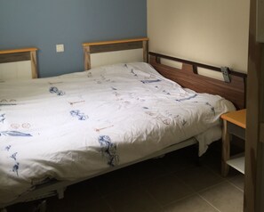 2 chambres, lit parapluie, Wi-Fi, draps fournis