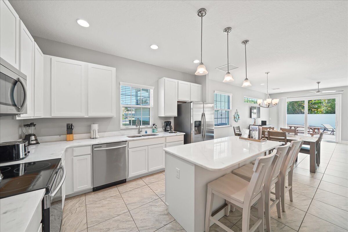 Fortebello Beachside 158 w/PRIVATE POOL