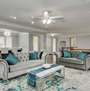 TV, fireplace, DVD player, books