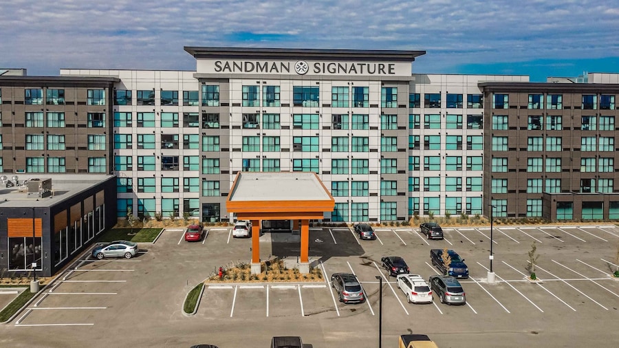 Sandman Signature Saskatoon South Hotel