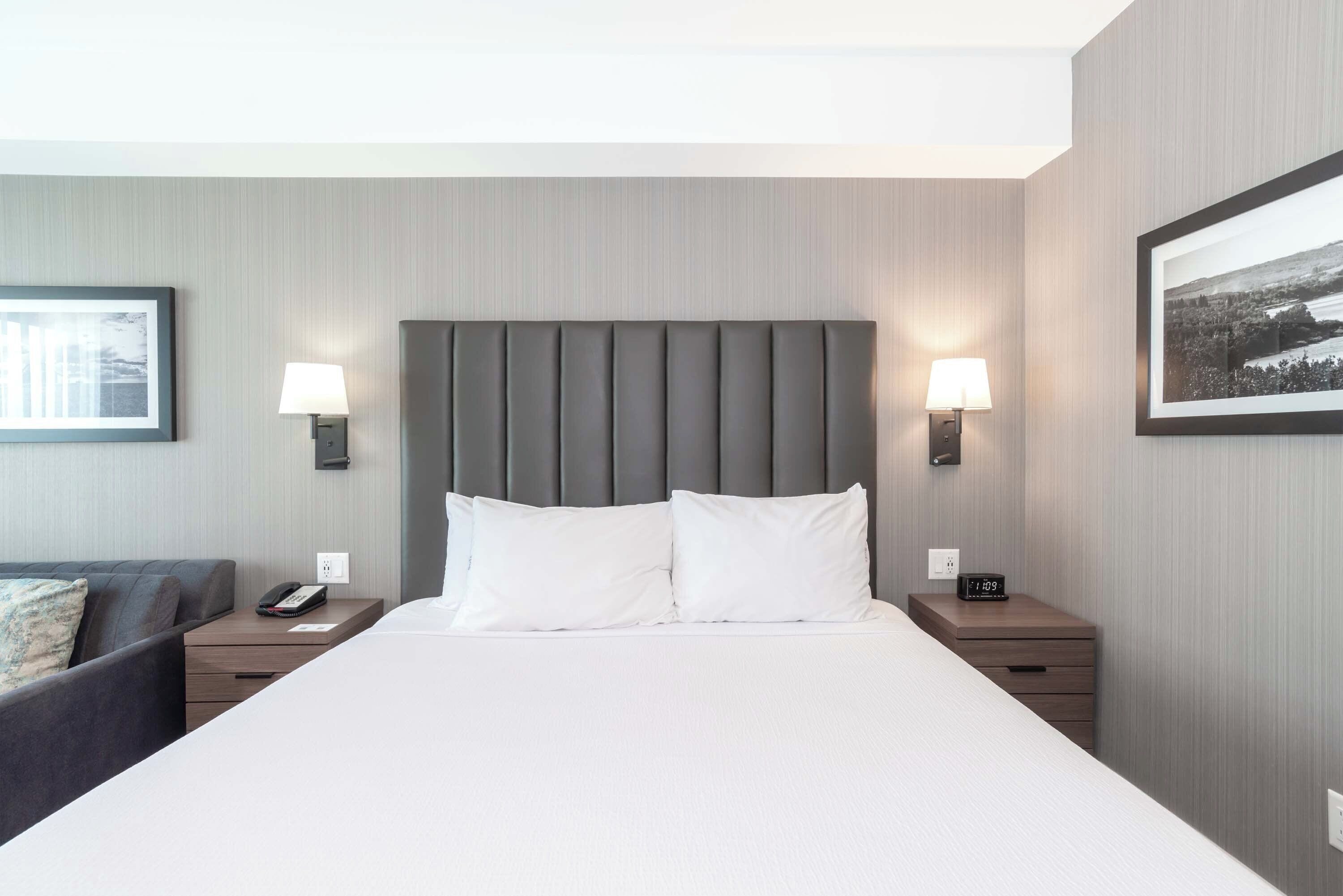 Pillowtop beds, in-room safe, desk, laptop workspace
