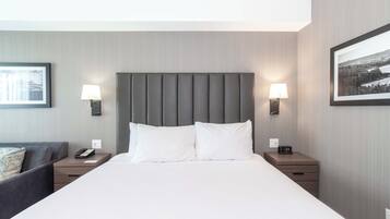 Pillowtop beds, in-room safe, desk, laptop workspace