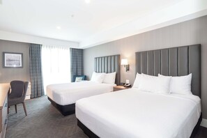 Pillowtop beds, in-room safe, desk, laptop workspace - Sandman Signature Saskatoon South Hotel (Saskatoon)