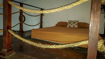 3 bedrooms, iron/ironing board, WiFi, wheelchair access