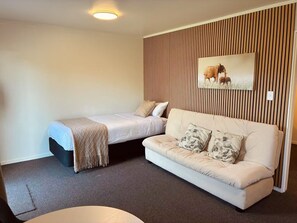Suite | 1 slaapkamer, verduisterende gordijnen, gratis wifi, beddengoed