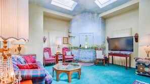 TV - Twilight Cove: "Beautiful Sunset Views on Canandaigua Lake!" (Canandaigua)