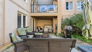 Family Condo, 3 Bedrooms (116 Mountain Walk - No Pets Allowed) | Terrace/patio