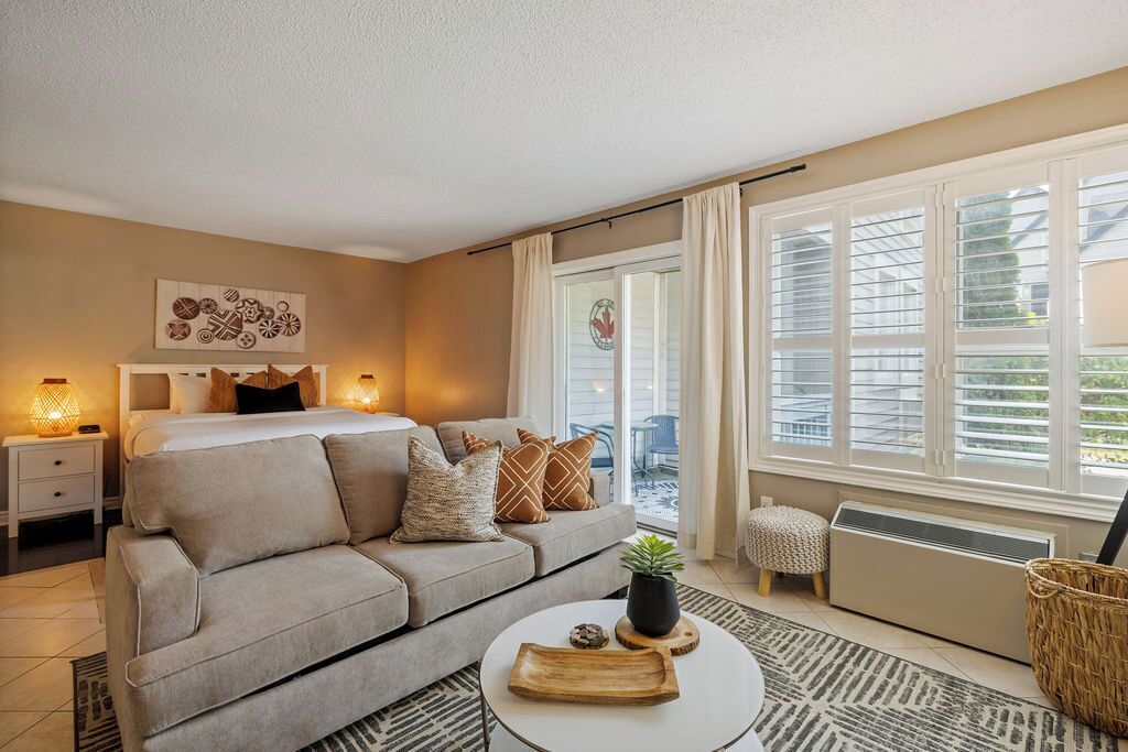 Design-Loft (109 NC - Pet Friendly - Dog Only) | Wohnbereich