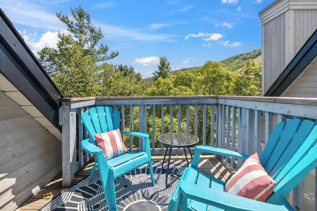 Deluxe Loft (209 NC - No Pets Allowed) | Terrace/patio