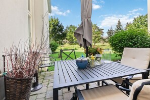 Luxury-Apartment, 2 Schlafzimmer (109 Sierra Lane - Pet Friendly) | Terrasse/Patio
