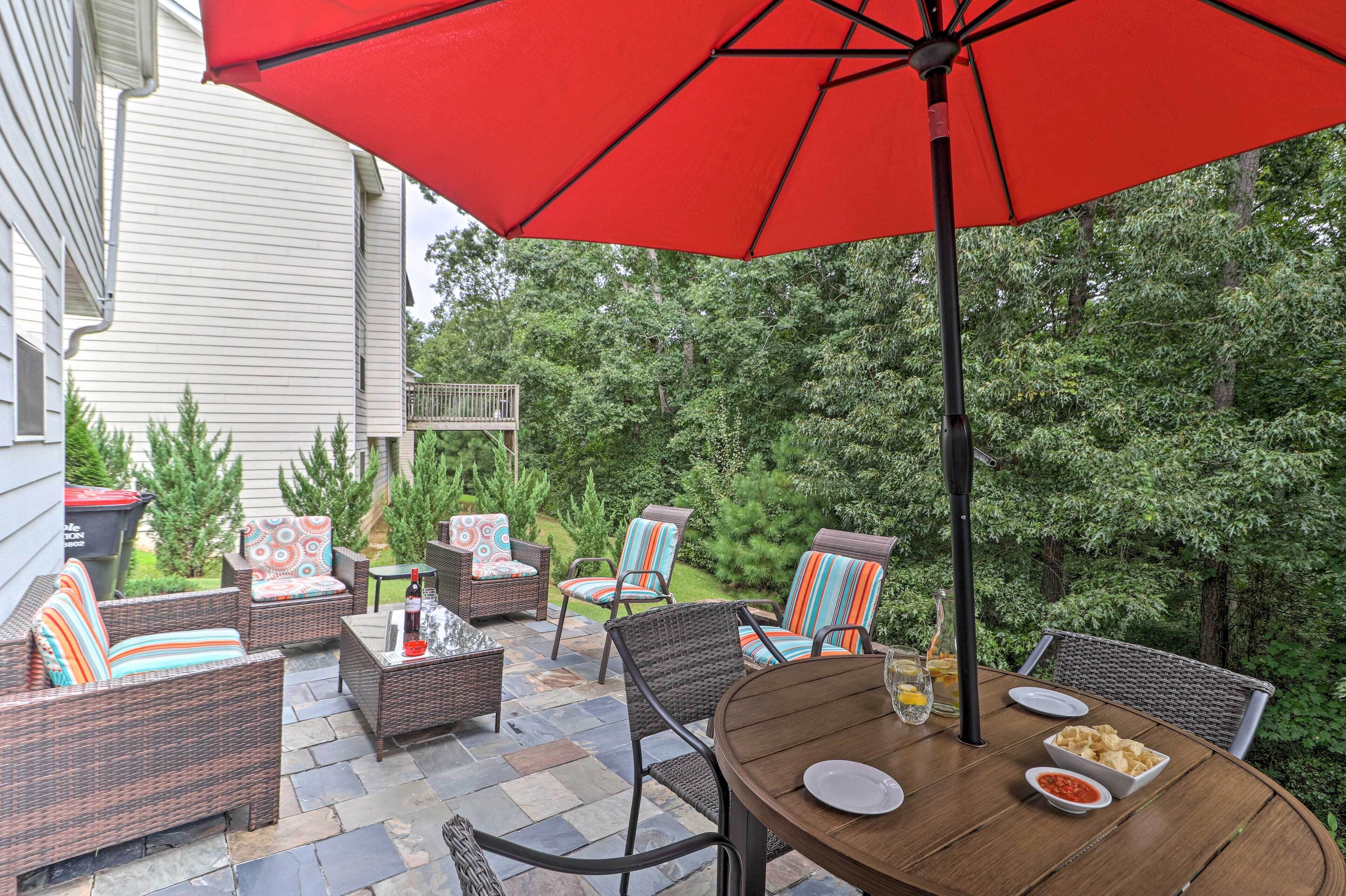 Fairburn Home w/ Fire Pit - 24 Mi to Atlanta!