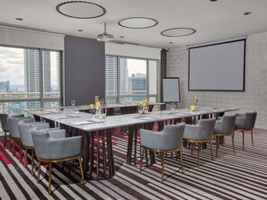 Meeting facility - Novotel Suites Manila at Acqua (Mandaluyong)