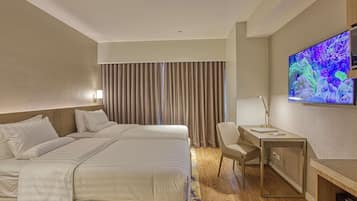 Standard Twin Room, 2 Twin Beds, City View | 1 bedroom, hypo-allergenic bedding, in-room safe, desk