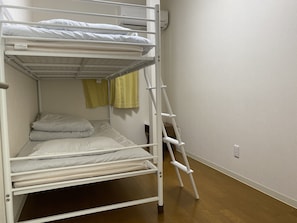 Double Room, Bunk Bed, Regular Room Size | Free WiFi - Akitaya Annex (Kamakura)