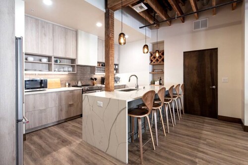 Executive Suite with King Bed and Fast Wi-Fi