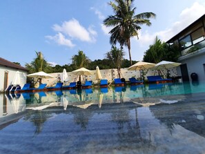 Outdoor pool - Suoi May Garden Resort (Phu Quoc)