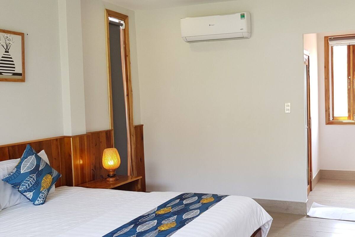 Standard Double Room, Pool View | Desk, blackout drapes, iron/ironing board (on request), WiFi (free)