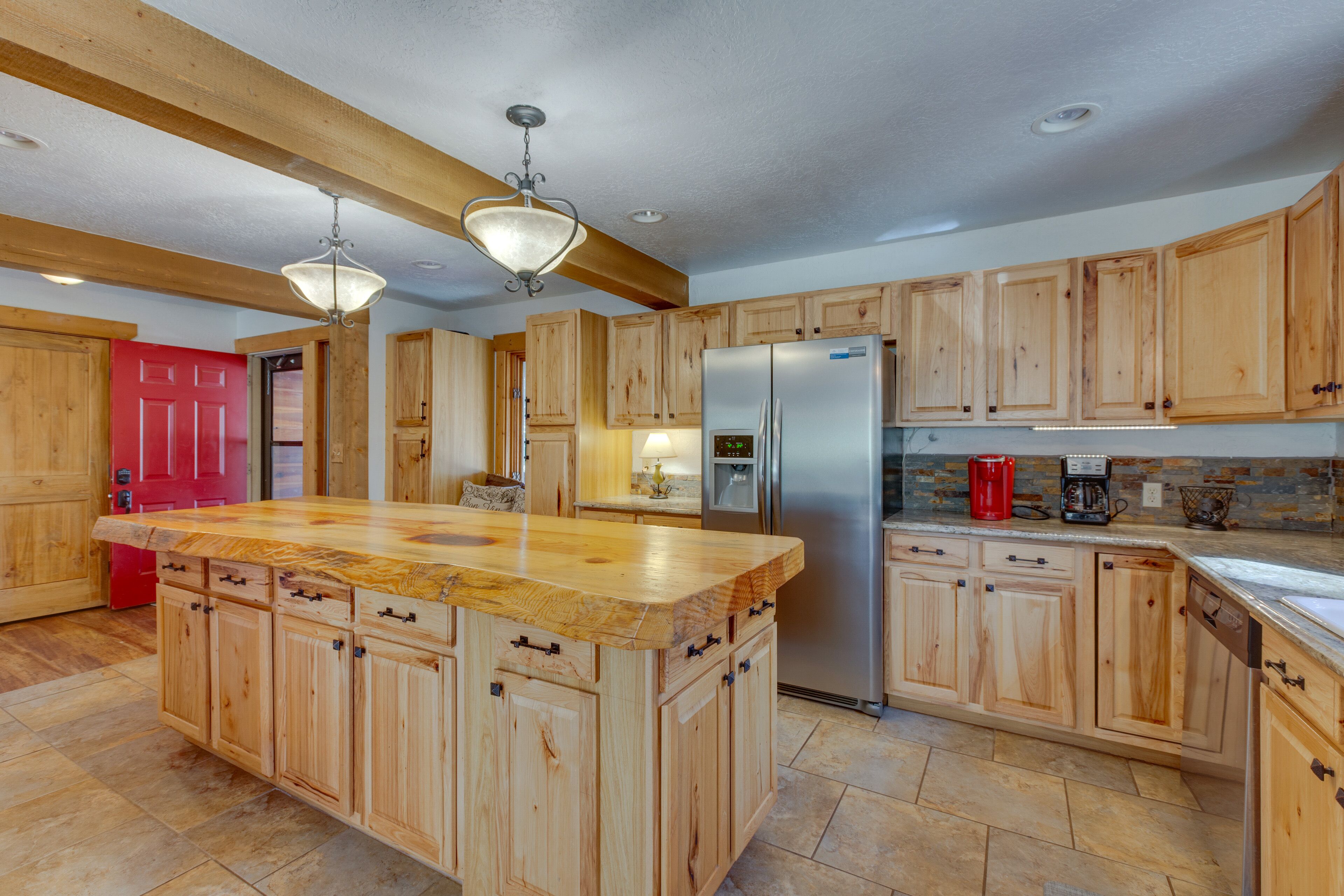 Tranquil Angel Fire Cabin w/Deck: 1Mi to Golf/Fish