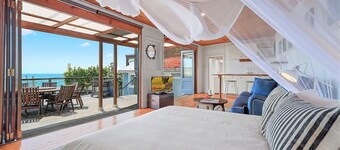 Waterfront - Boatshed and Boathouse