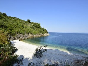 Platja a a prop 