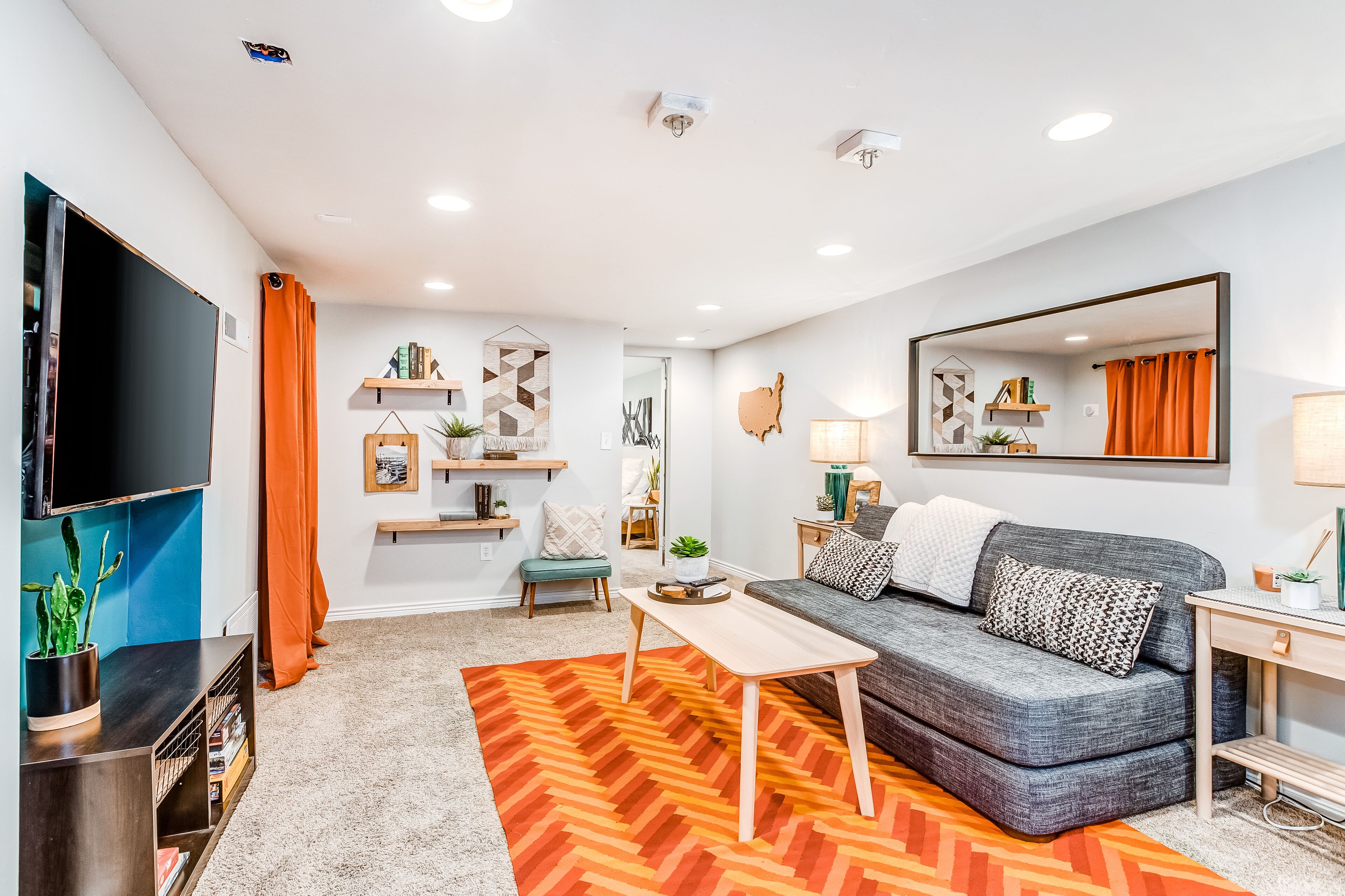 Newly Renovated Vacation Home w/Shared Hot Tub/Central AC/Private W/D