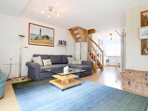 Unclassified image, 5 of 18, button