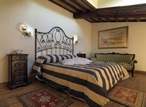 1 Schlafzimmer, Zimmersafe, Internetzugang, Bettwäsche