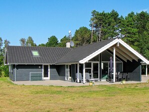 Exterior - 10 Person Holiday Home in Rodby (Rodby)