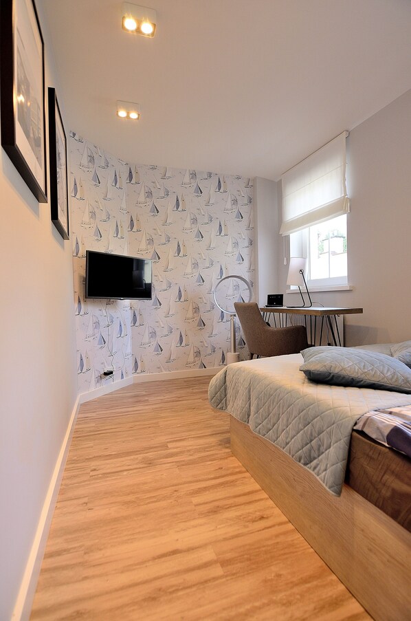 1 bedroom, iron/ironing board, free WiFi, bed sheets