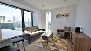 Living room - Modern 2 Bedroom Apartment in Green Gate (Salford)